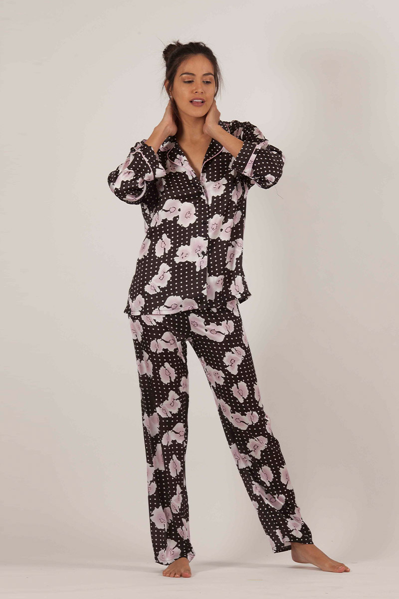 Pijama Satinado Estampado Negro